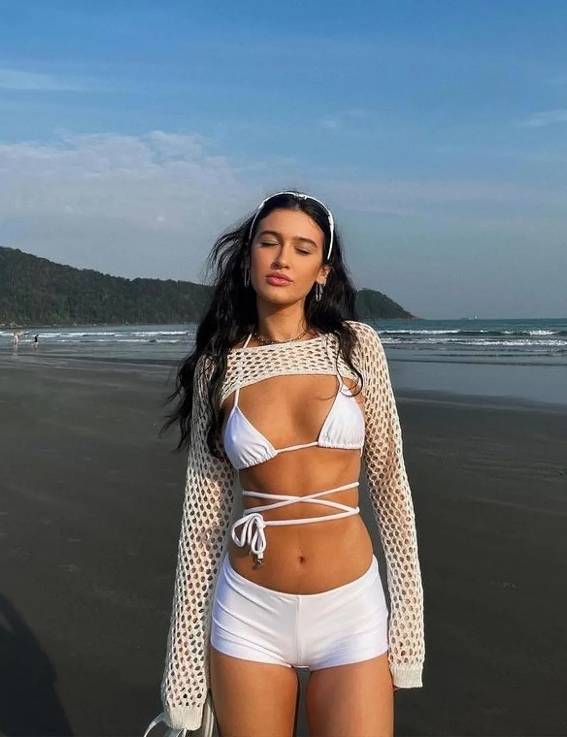 Aimiray Women's Sexy Mesh Crochet Crop Top Hollow Out Beach Cover Ups See Through Long Sleeve Y2k Knit Sweater Tees