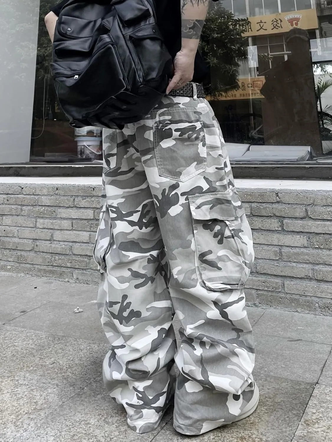 Mens Denim Baggy Pants with Cargo Pockets Mid Weight Casual Streetwear Wide Leg Jeans Hip Hop Skater Trousers