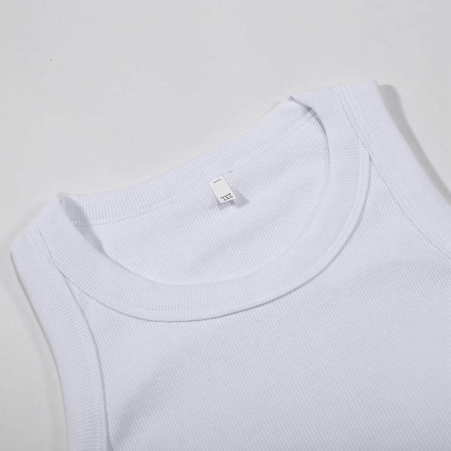 Ribbed Tank Tops for Women with Built in Bra Casual Crew Neck Sleeveless Shirts Basic Workout Camisole Tees